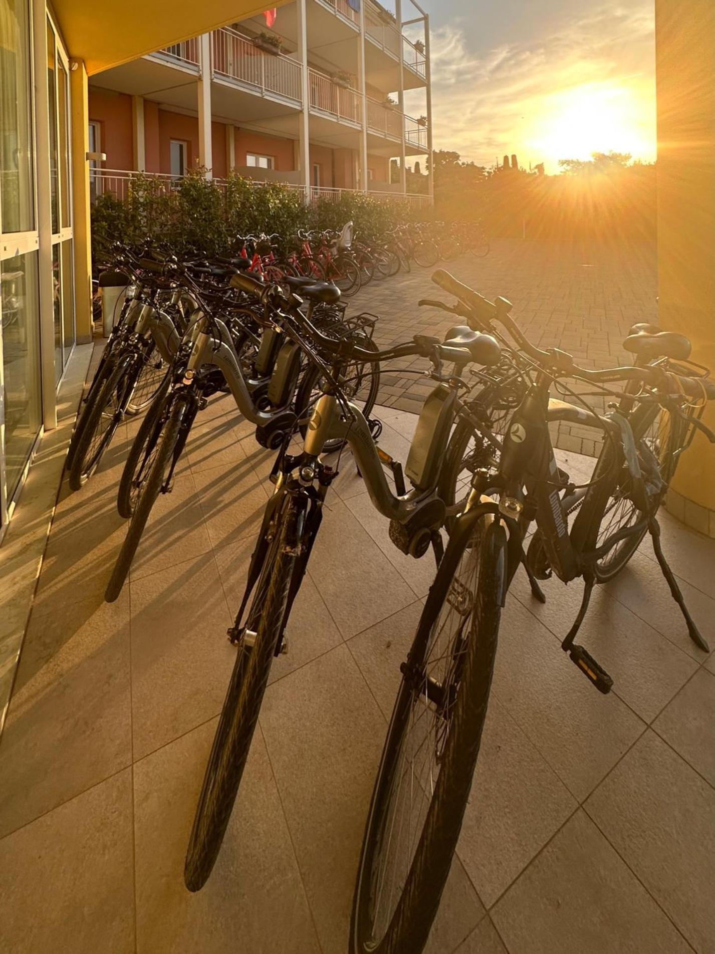 Hotel Bella Lazise Exteriör bild